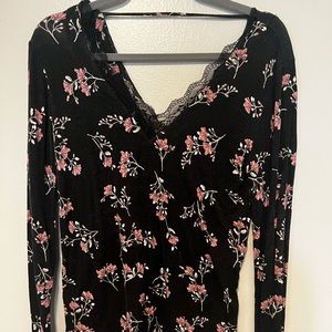 Buckle long sleeve shirt